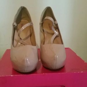 Very sexy and comfortable pumps